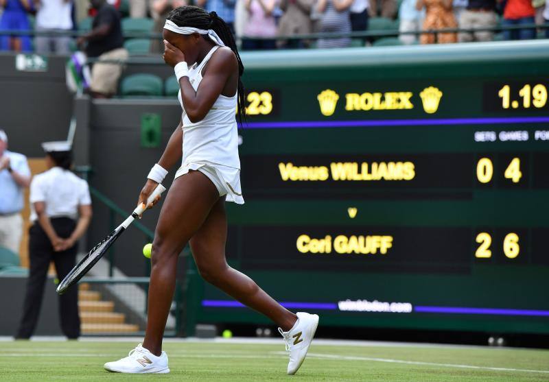 La estadounidense Cori Gauff, de 15 años, casi no podía creerse haber derrotado a la quíntuple campeona Venus Williams , pero, recuperada de la emoción, no ocultó su ambición de ganar Wimbledon.