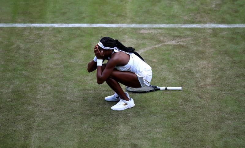 La estadounidense Cori Gauff, de 15 años, casi no podía creerse haber derrotado a la quíntuple campeona Venus Williams , pero, recuperada de la emoción, no ocultó su ambición de ganar Wimbledon.