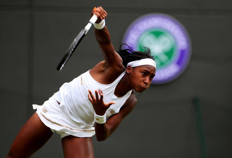 La estadounidense Cori Gauff, de 15 años, casi no podía creerse haber derrotado a la quíntuple campeona Venus Williams , pero, recuperada de la emoción, no ocultó su ambición de ganar Wimbledon.