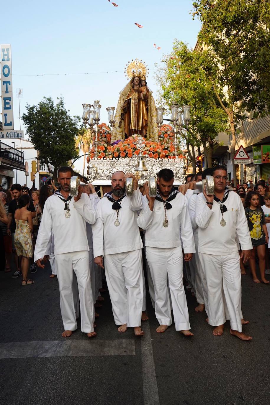 Procesión en La Cala del Moral