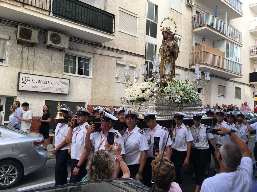 Procesión en Nerja