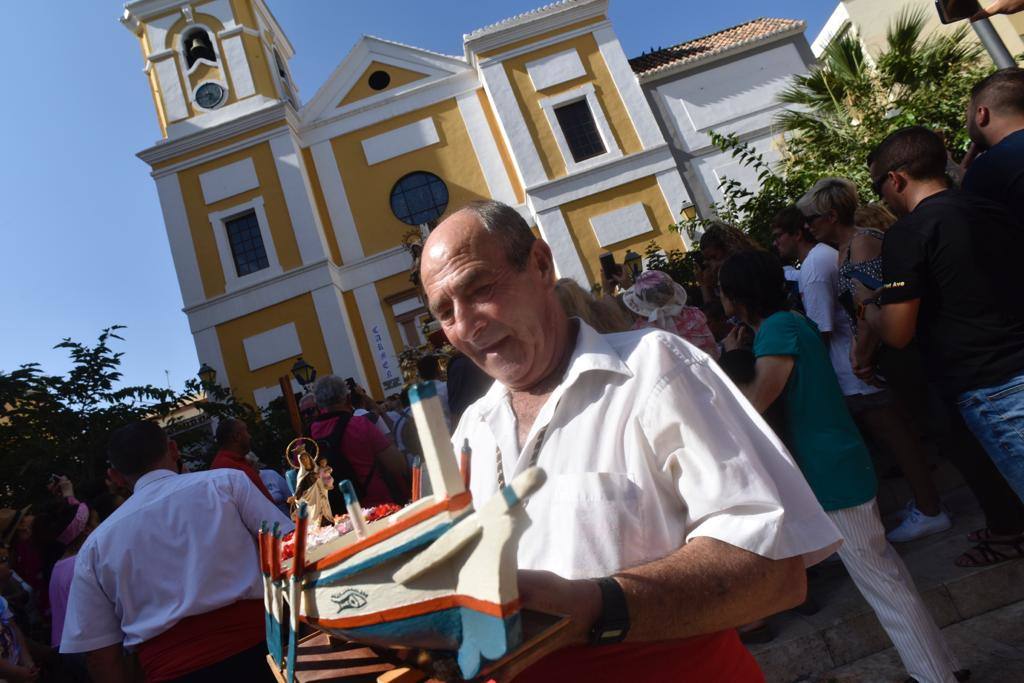 Procesión de la Virgen del Carmen en El Palo.