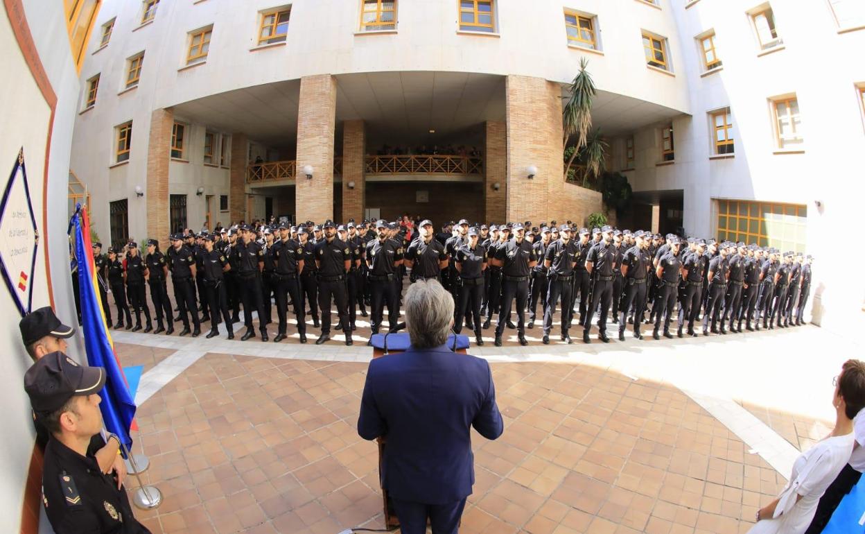 La Policía Nacional refuerza la seguridad de los turistas con la llegada a Málaga de 205 agentes en prácticas