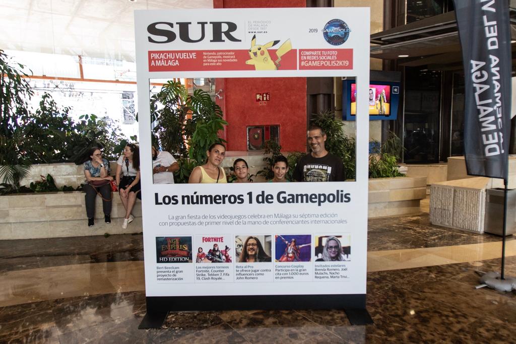 Las mejores imágenes de los participantes de Gamepolis en la portada especial de SUR. Imagen de la jornada del sábado