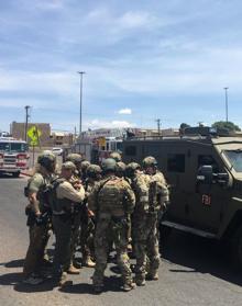 Imagen secundaria 2 - Al menos 20 muertos en un tiroteo en un centro comercial de Texas 