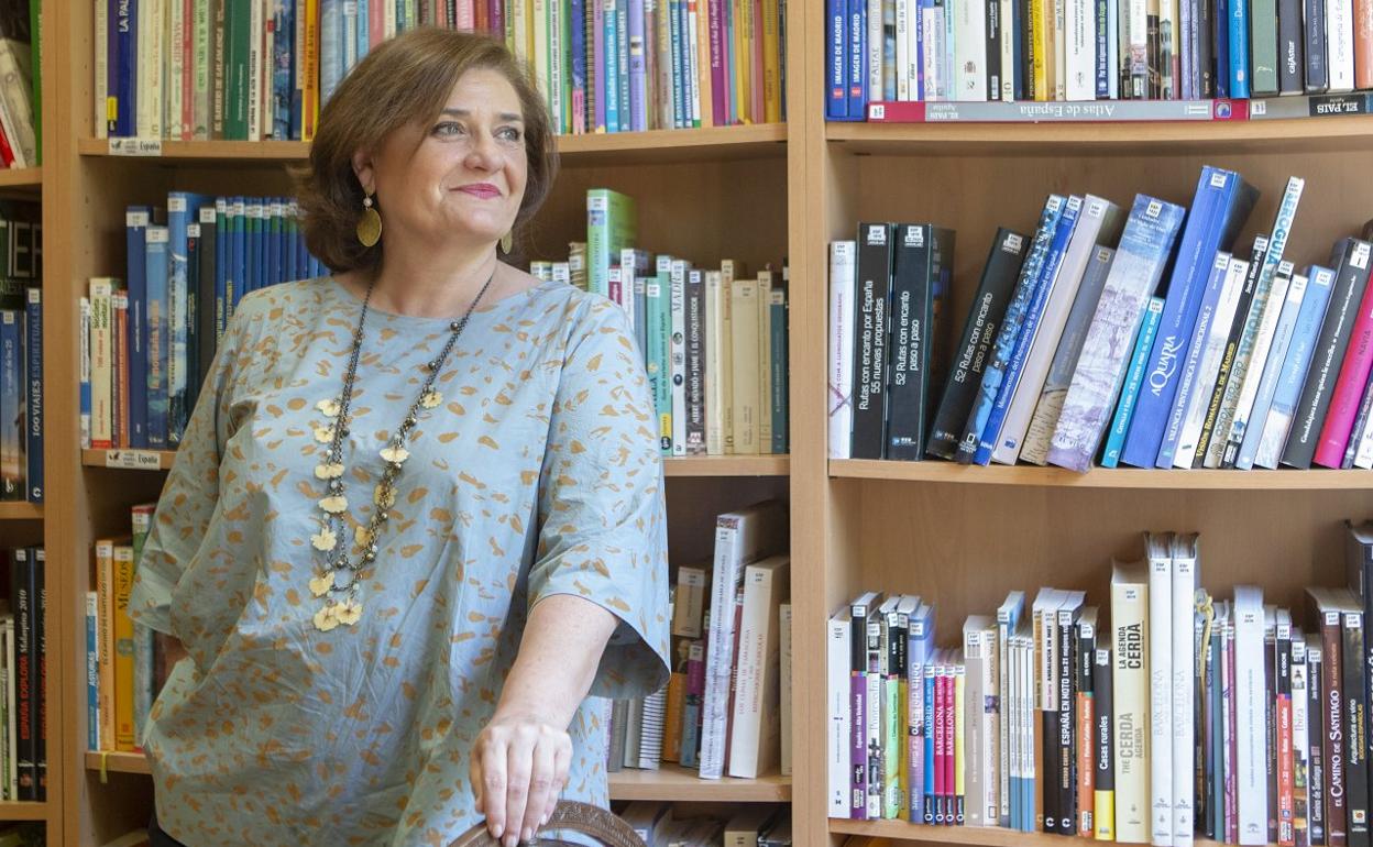 Entrevista a Lola Escudero es fundadora y secretaria general de la Sociedad Geográfica Española