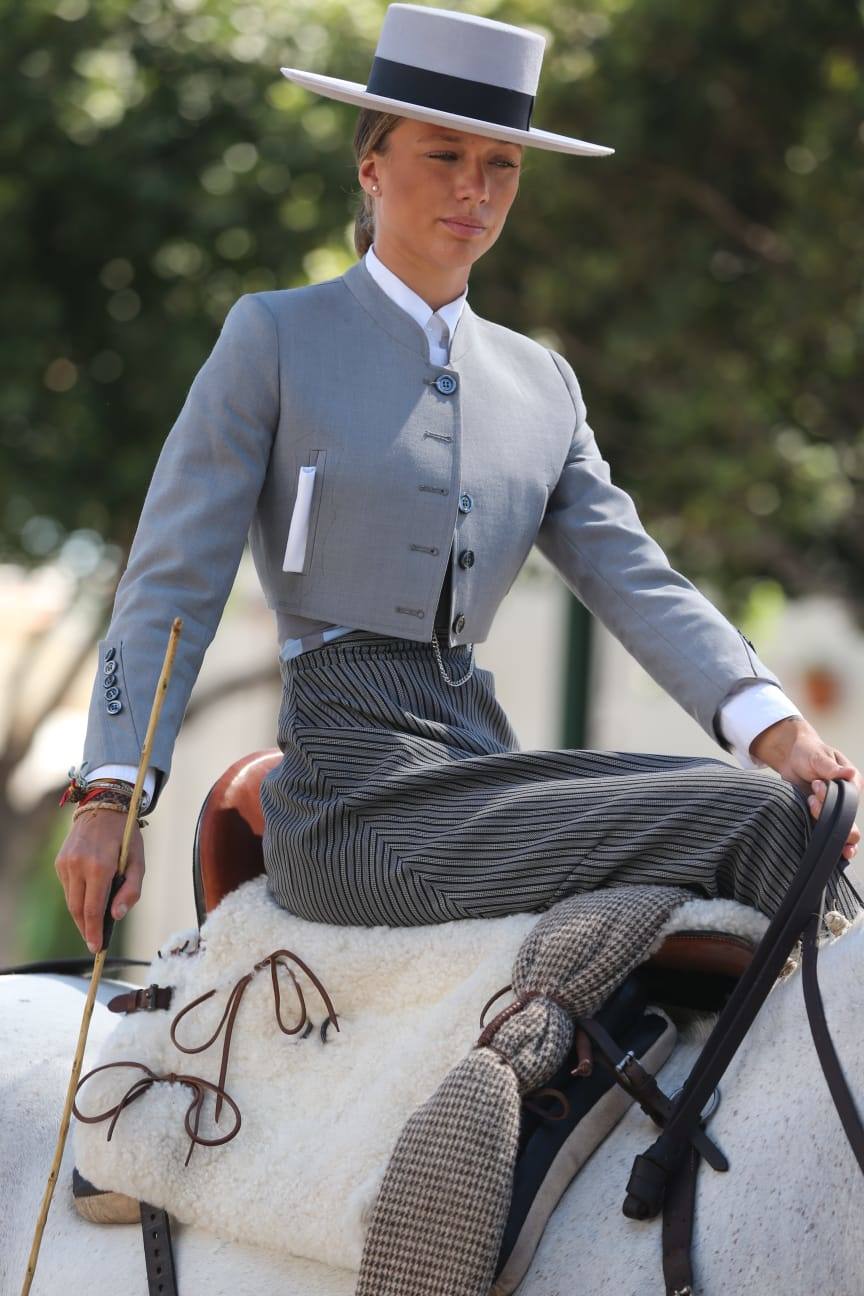 Las mejores imágenes de la jornada del viernes 16 de la Feria de Málaga. Ambiente de la primera noche en el Real