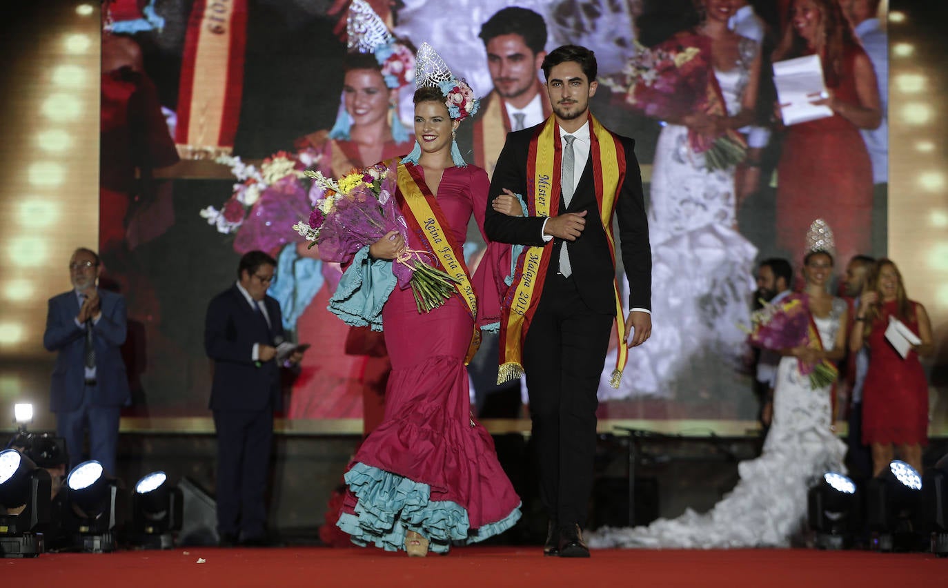 Un total de 32 chicas y los 16 chicos participaron en la gala presentada por Rocío Alba y Pepelu Ramos y que contó con la actuación de Virginia Gámez.