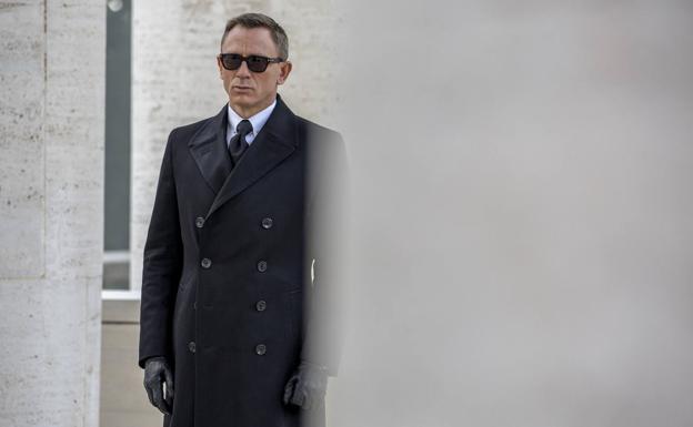 Daniel Craig. 