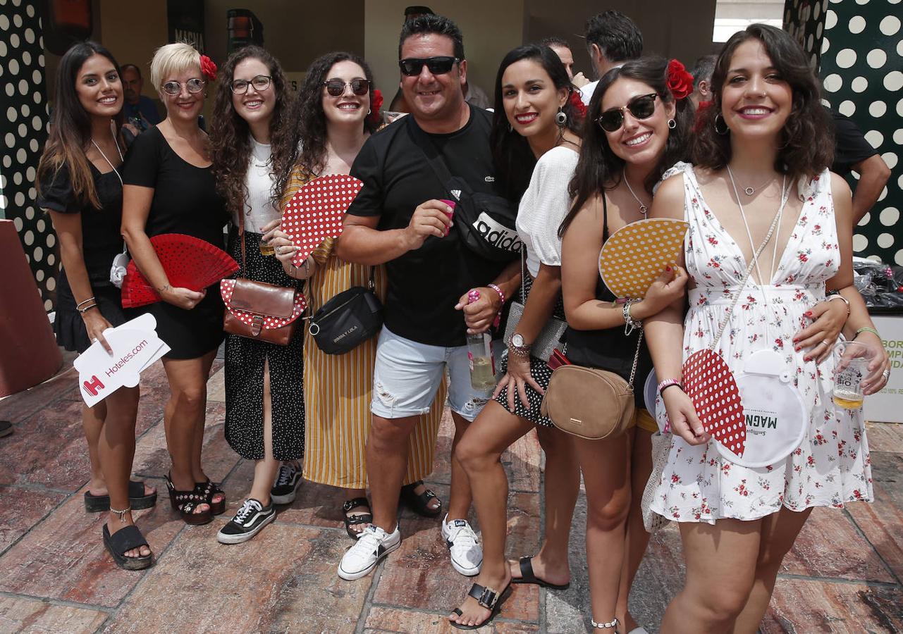 Miles de malagueños visitan el Real y el Centro en la recta final de la fiesta. 