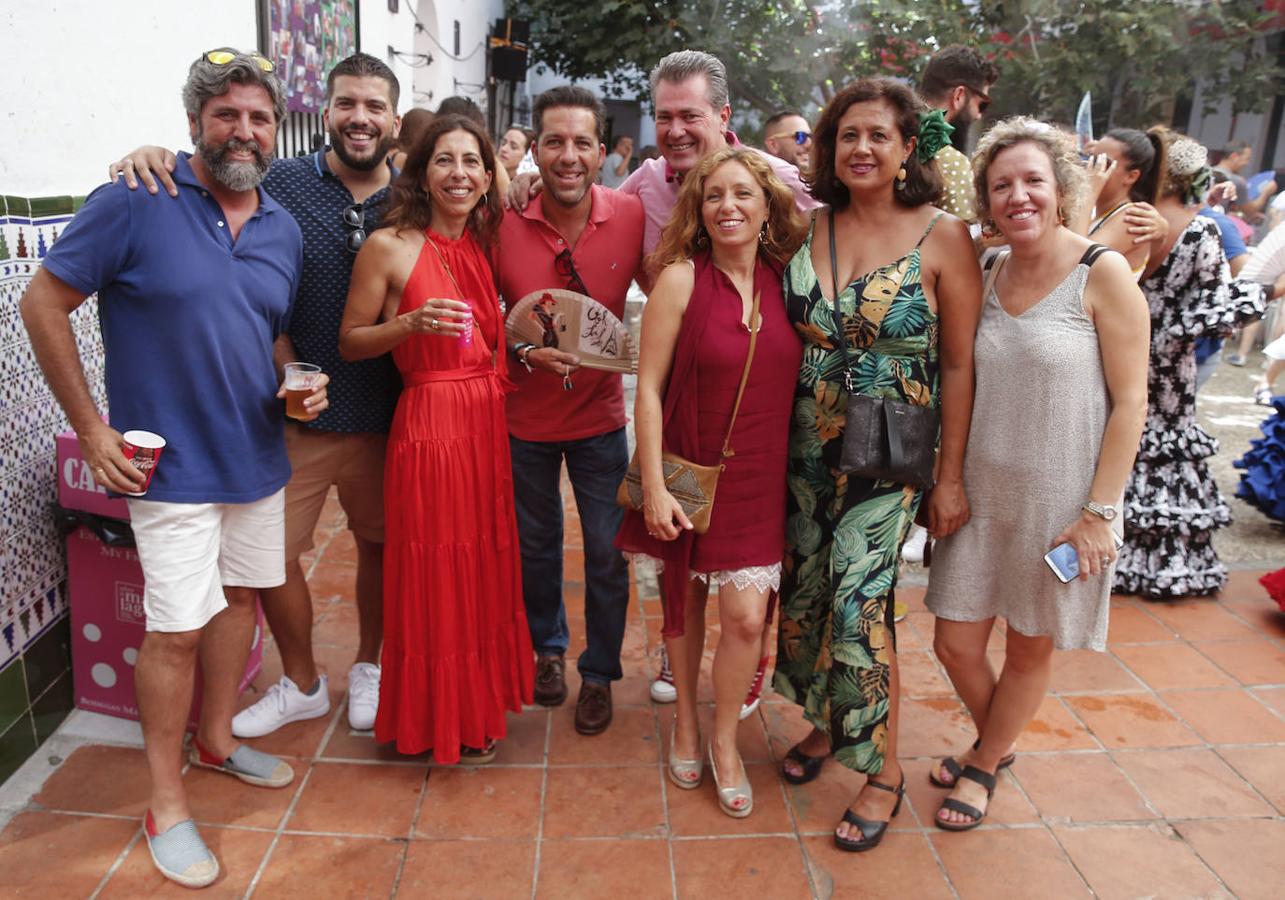 Miles de malagueños visitan el Real y el Centro en la recta final de la fiesta. 