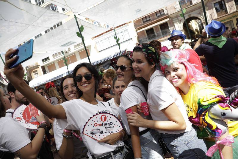 Miles de personas apuran las últimas horas de fiesta tanto en el Centro como en el Real. 
