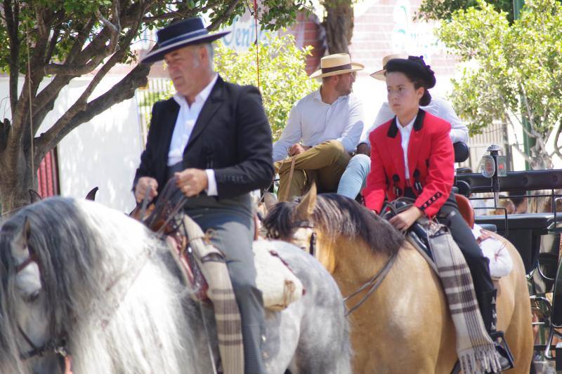 Miles de personas apuran las últimas horas de fiesta tanto en el Centro como en el Real. 