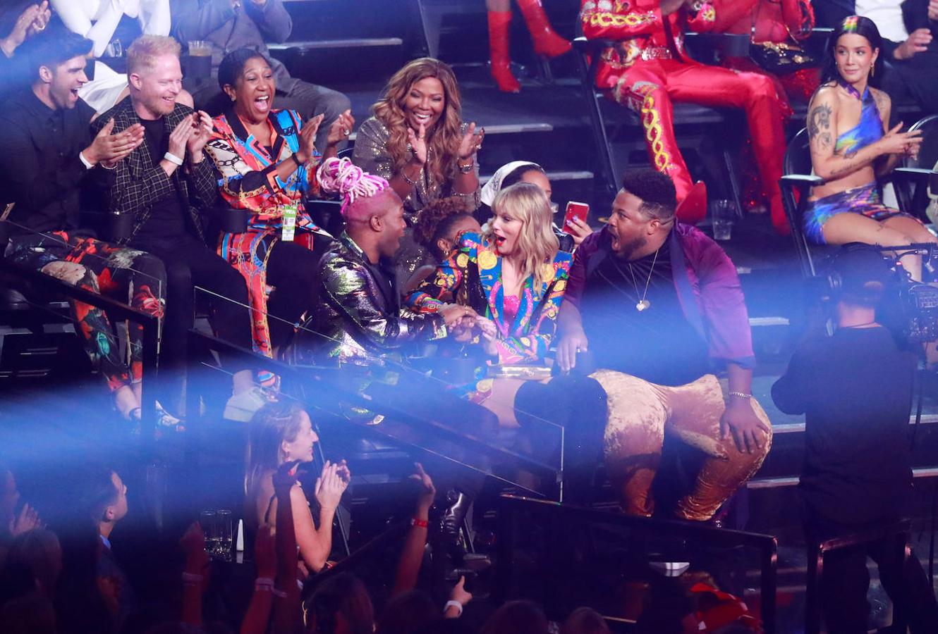 La cantante Taylor Swift tras conocer que había ganado el VMA.
