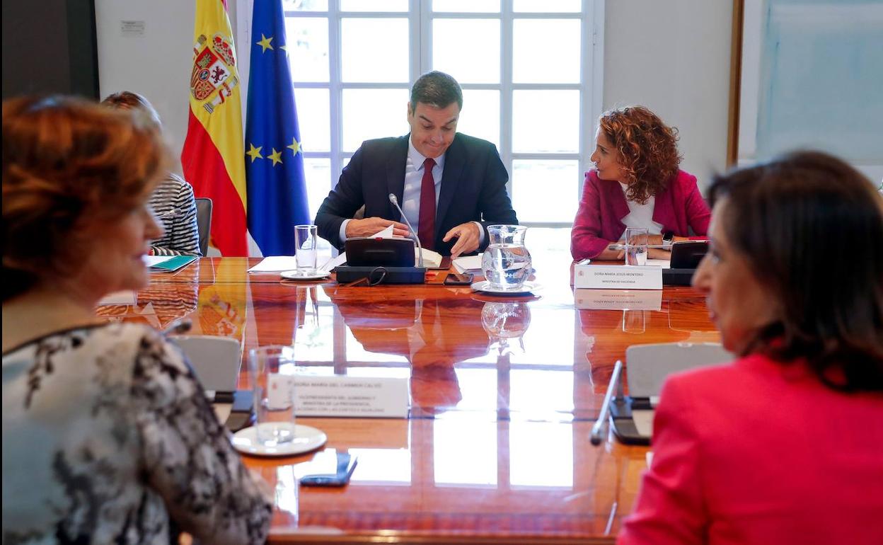 El presidente del Gobierno, Pedro Sánchez, este jueves, en la comisión interministerial del 'brexit'.