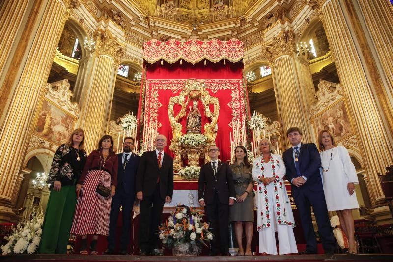 Los malagueños arropan a la Patrona en la misa en la Catedral de Málaga