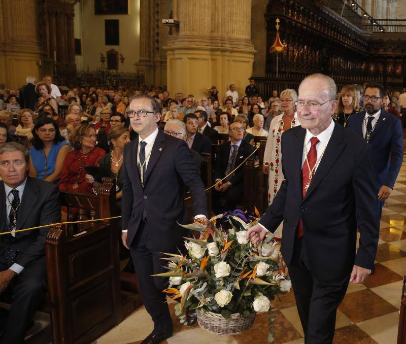 Los malagueños arropan a la Patrona en la misa en la Catedral de Málaga