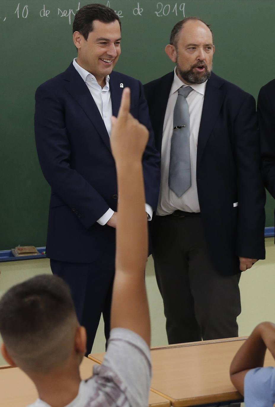 El presidente ha acudido al Manuel Altolaguirre, un centro de educación compensatorio y difícil desempeño, con 254 alumnos de diez nacionalidades. 