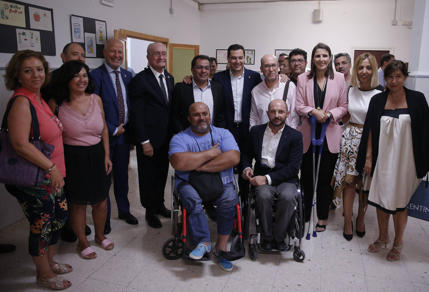 El presidente ha acudido al Manuel Altolaguirre, un centro de educación compensatorio y difícil desempeño, con 254 alumnos de diez nacionalidades. 