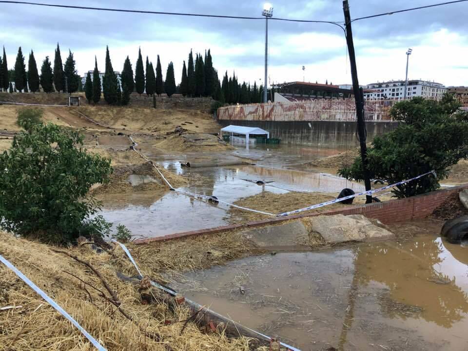 Varias familias aisladas en la zona del Tajo del Abanico en Ronda