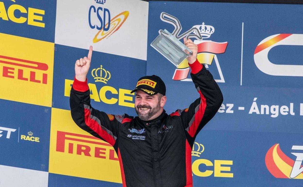 Javier Sánchez, en el podio de Jerez. 