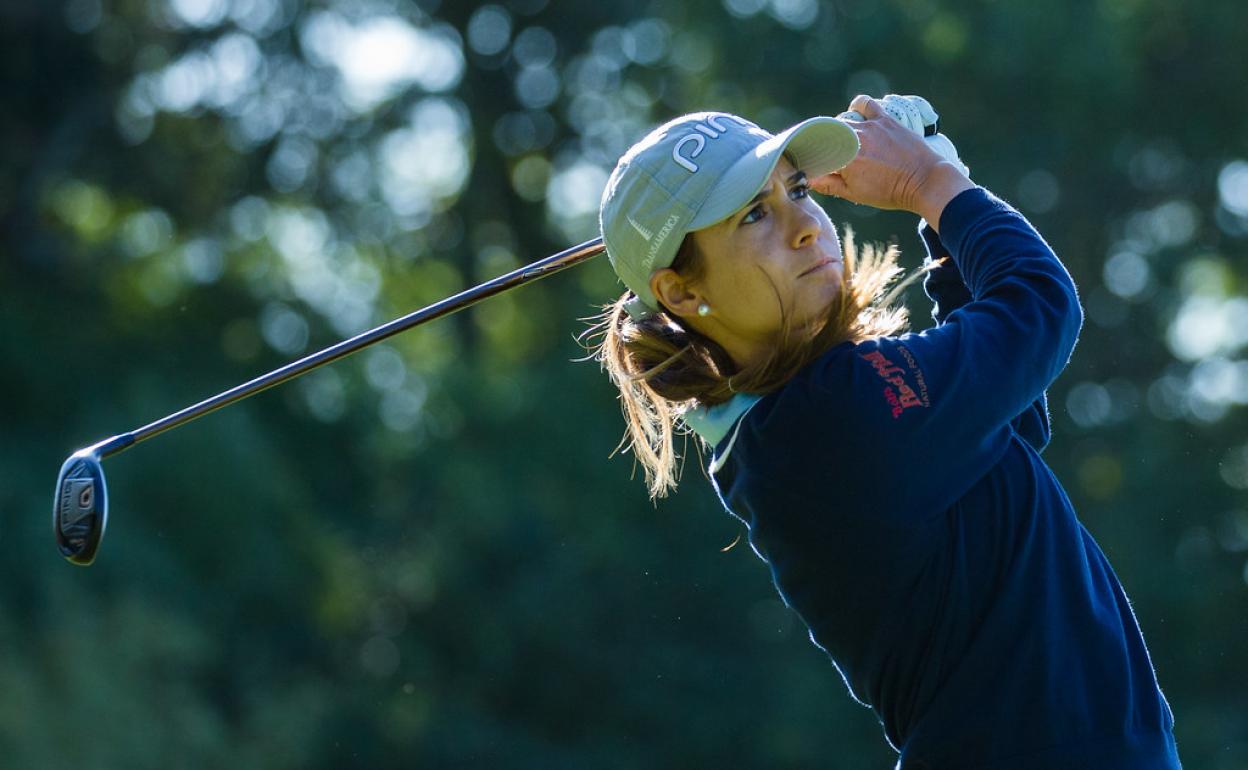 Azahara Muñoz baja al segundo puesto en el Lacoste Ladies Open