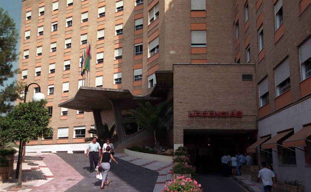 Exterior de las urgencias. 