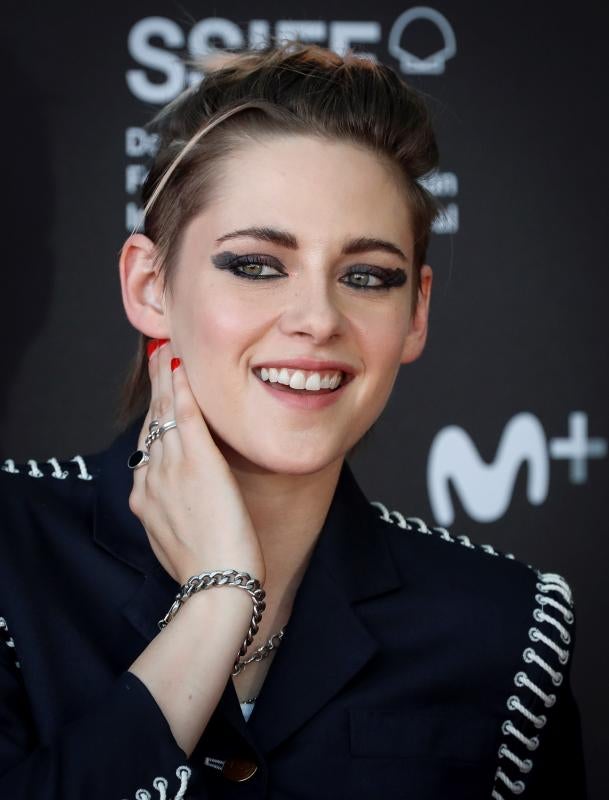 El Palacio Kursaal acogió la gala de inauguración, que contó como una de las invitadas estrella con la actriz Kristen Stewart.