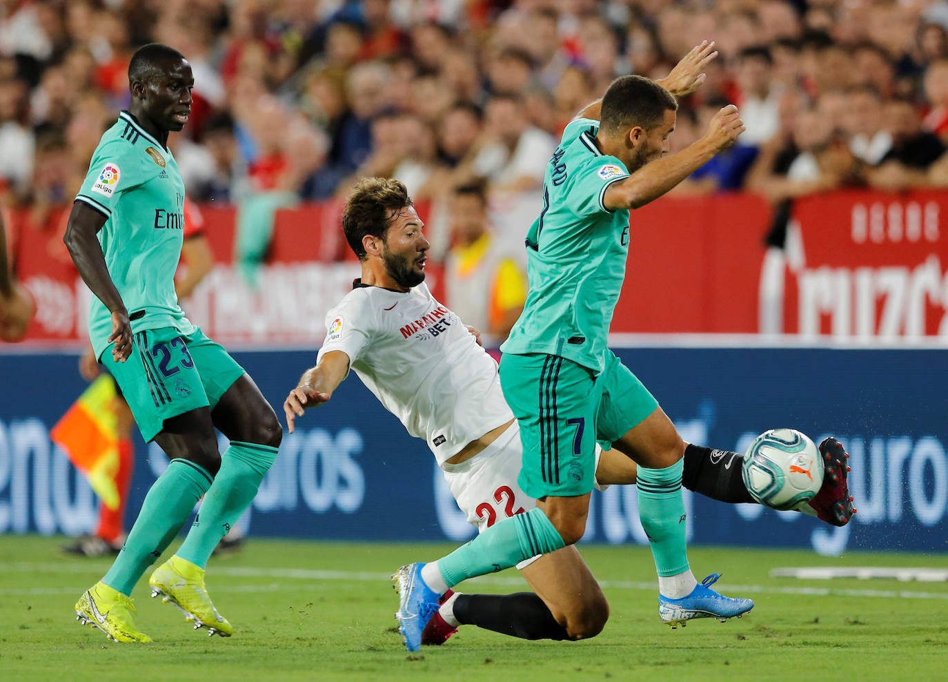 Las mejores imáganes del partido entre el Sevilla y el Real Madrid, disputado en el Sánchez Pizjuán.