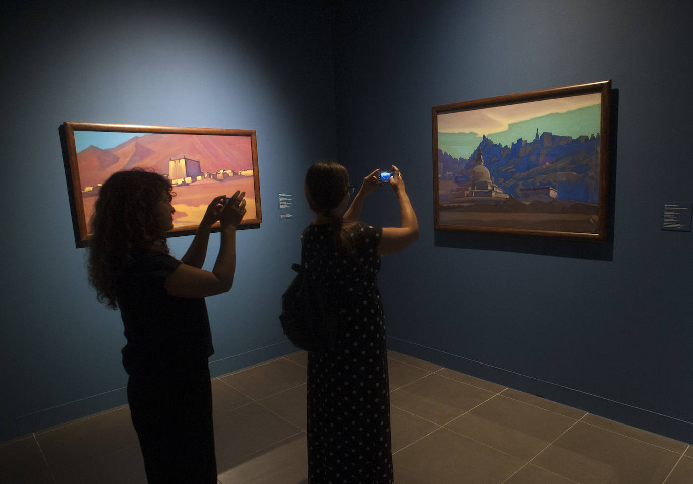 La Colección del Museo Ruso de Málaga descubre la figura expansiva del artista, viajero y promotor cultural en la muestra 'En busca de Shambala'.
