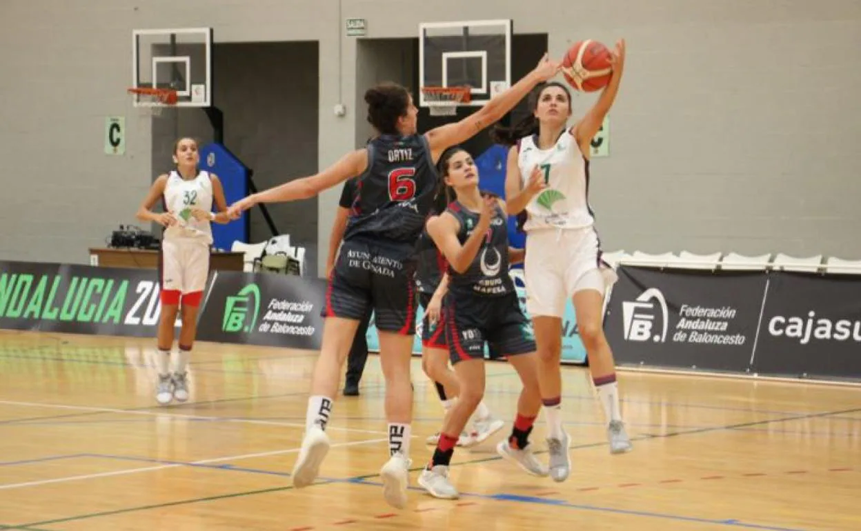 Ana Jiménez, en el Unicaja-Raca Granada de la Copa de Andalucía. 