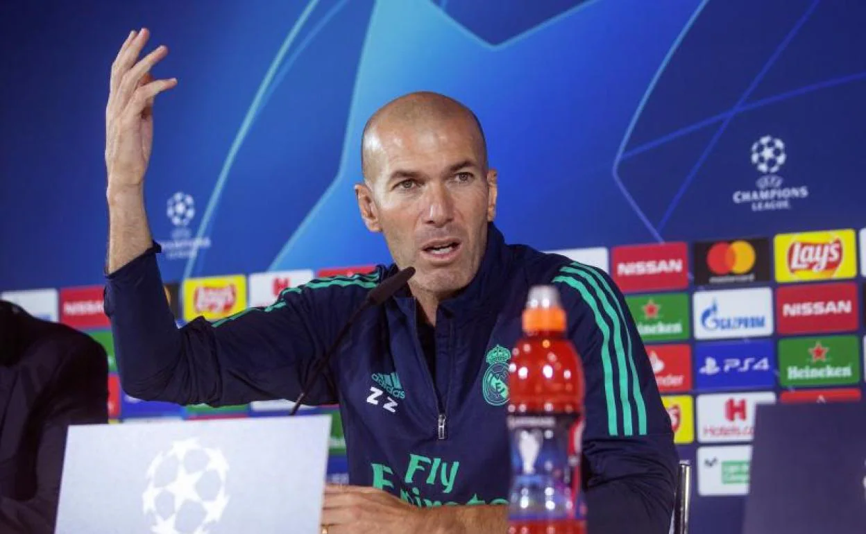 Zinedine Zidane, en conferencia de prensa. 