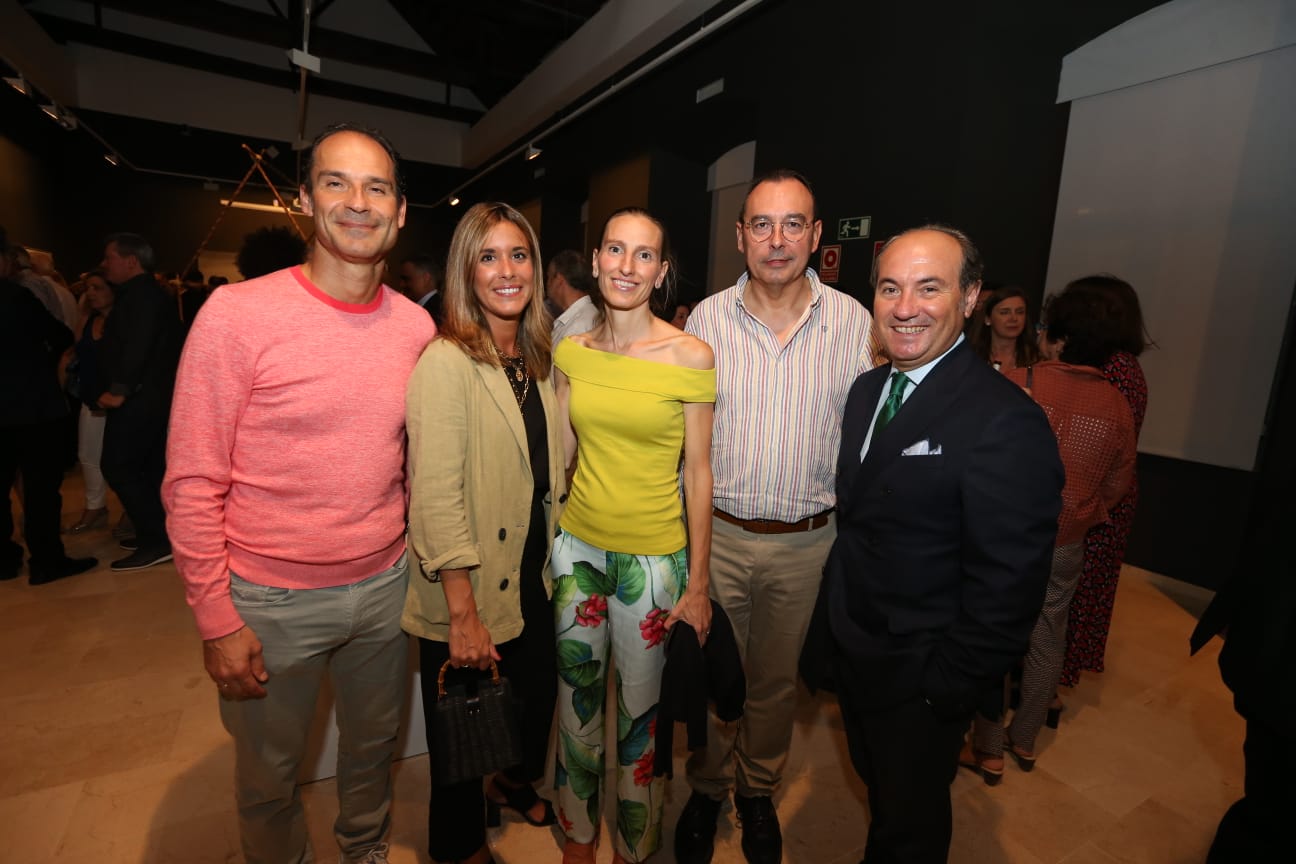 La Sala Italcable abrió sus puertas a esta su primera muestra pictórica