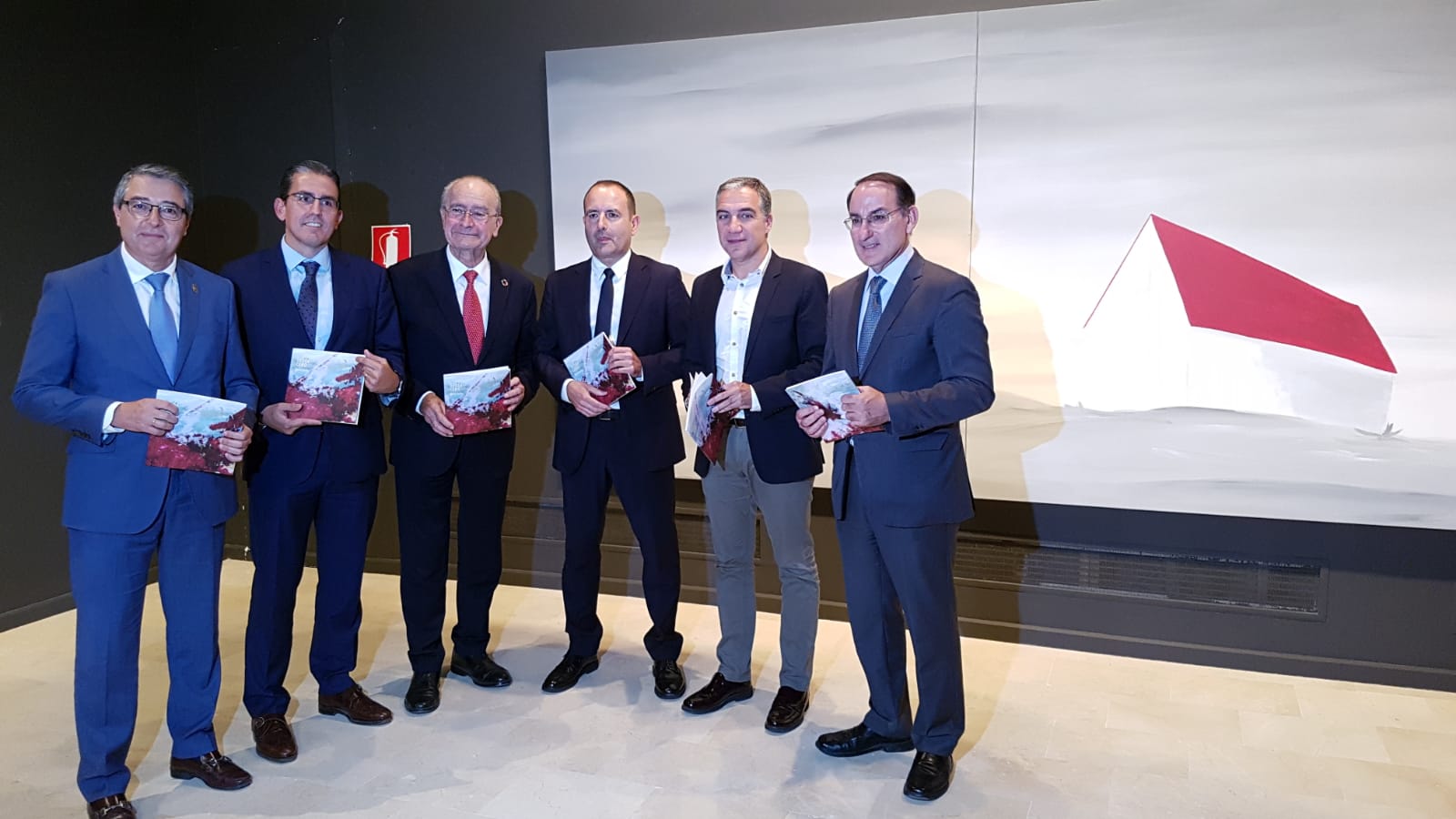 La Sala Italcable abrió sus puertas a esta su primera muestra pictórica