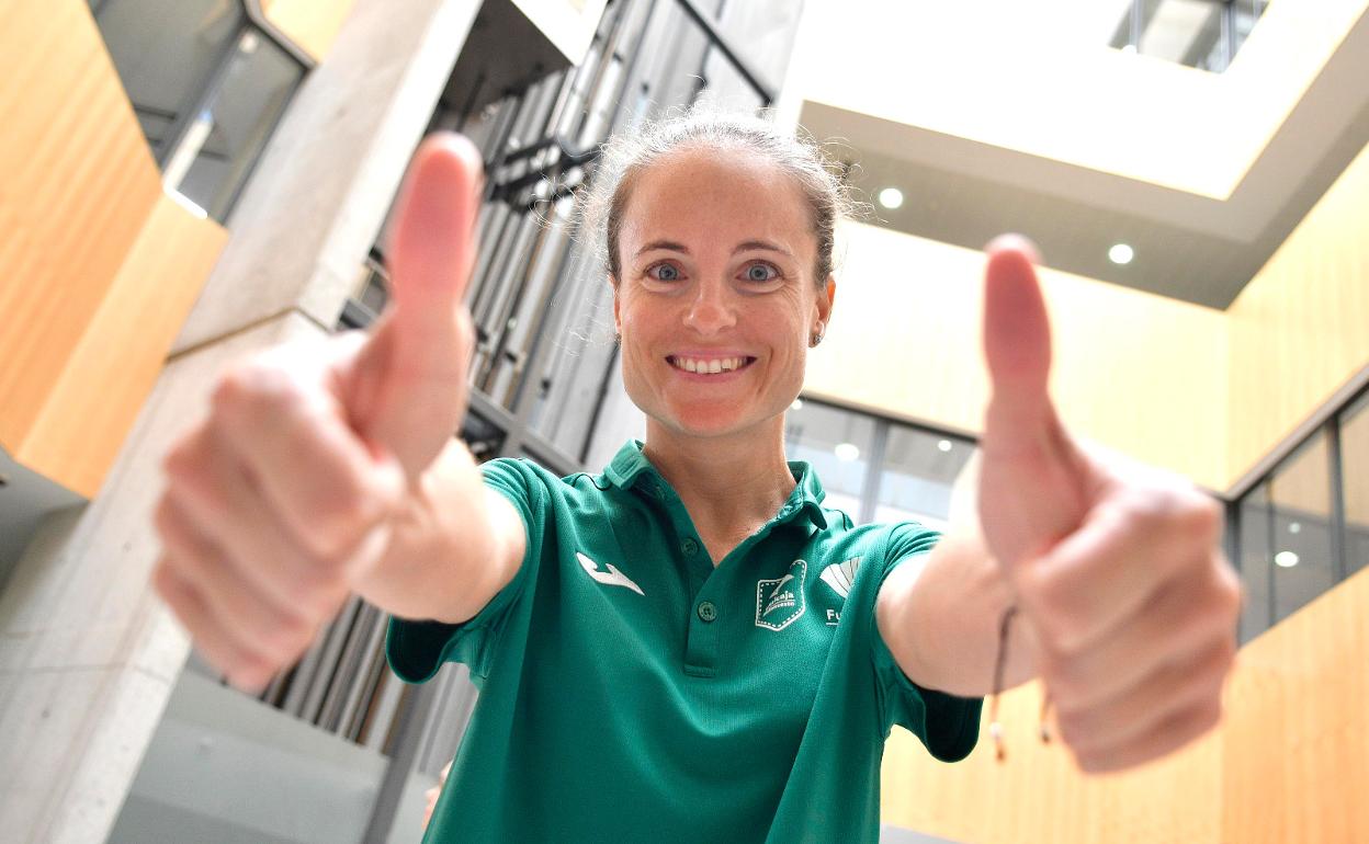 Aranda posa para SUR en el 'Media Day' del club en el Hospital Quirón Salud. 