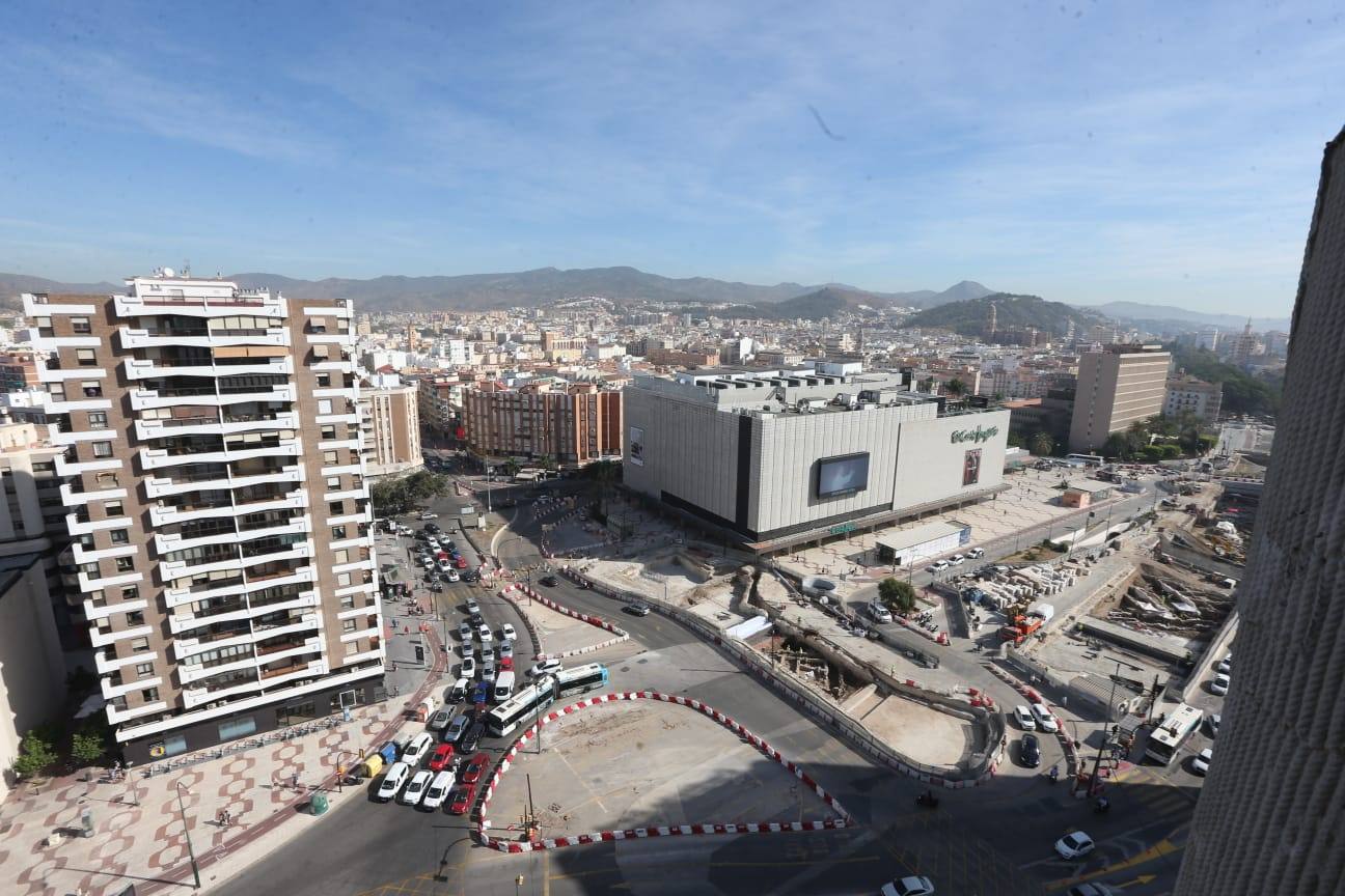 Los coches vuelven a circular en sentido sur por la Alameda de Colón