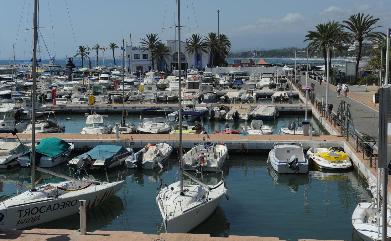 Puerto Deportivo 'Virgen del Carmen', situado en pleno centro de Marbella. 