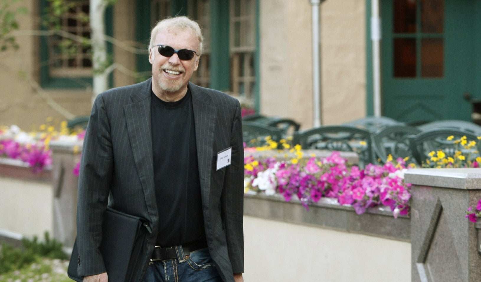 22. Phil Knight y familia: fundador de Nike y expresidente de la compañía