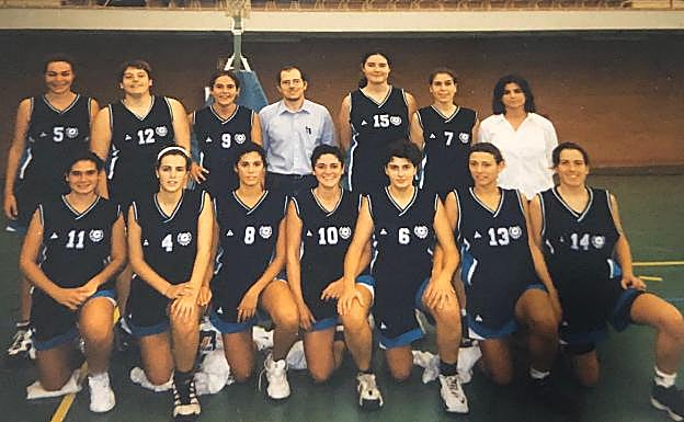 Plantilla de la UMA 1999-00.