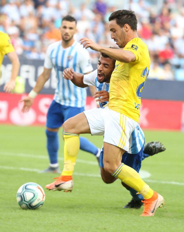 El Málaga volvió a encajar una derrota (1-2). 