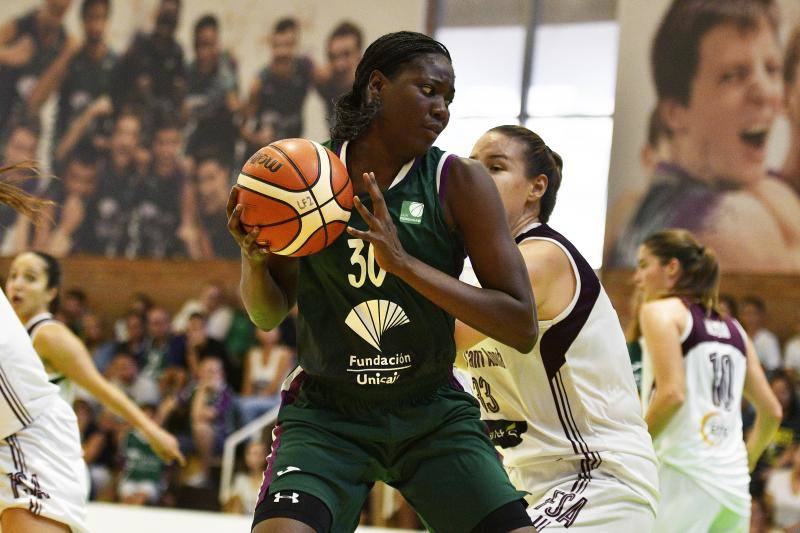 El Unicaja pierde en su estreno en Liga Femenina 2. 