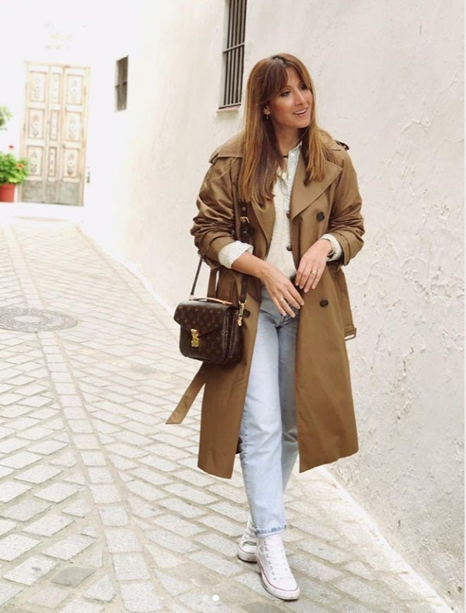 Menos es más...y hay clásicos que resisten el embiste de las tendencias. Este otoño repesca del armario tres clásicos: gabardina, jersey camel, pantalones desgastados y unas Converse como @rolito81. ¡Impecable y sin complicarte la vida!