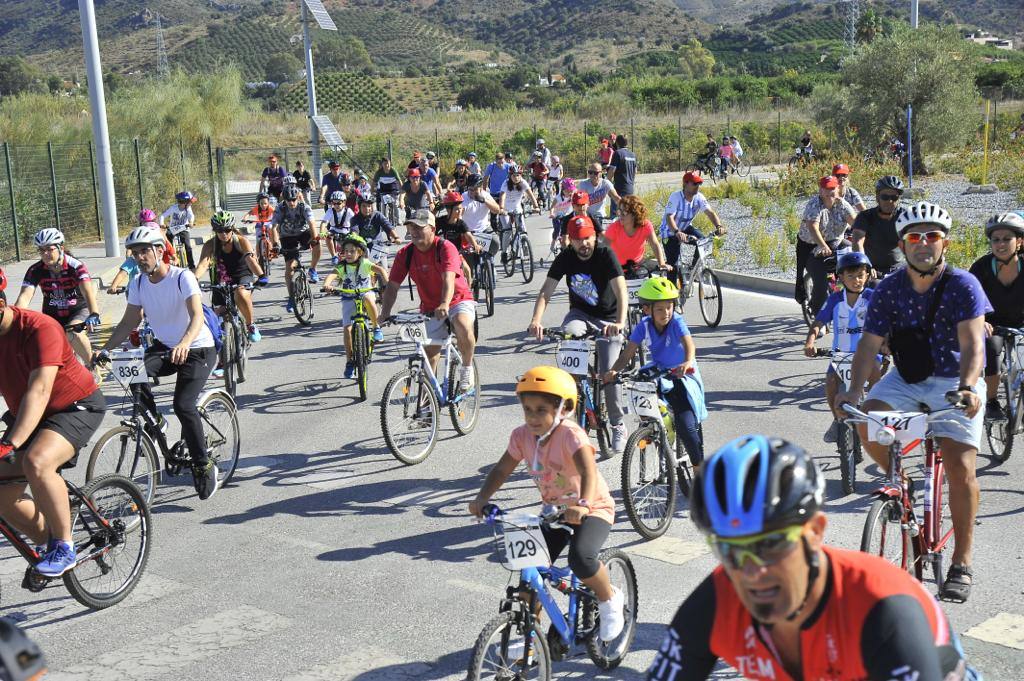 La XV edición de esta prueba se ha afianzado como una jornada lúdica y deportiva dirigida a la generar un clima de convivencia en el distrito 