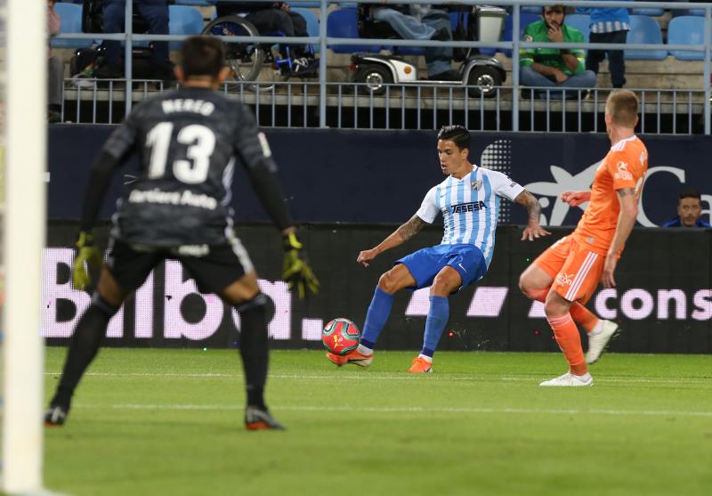 Fotos: Las mejores imágenes del Málaga - Real Oviedo