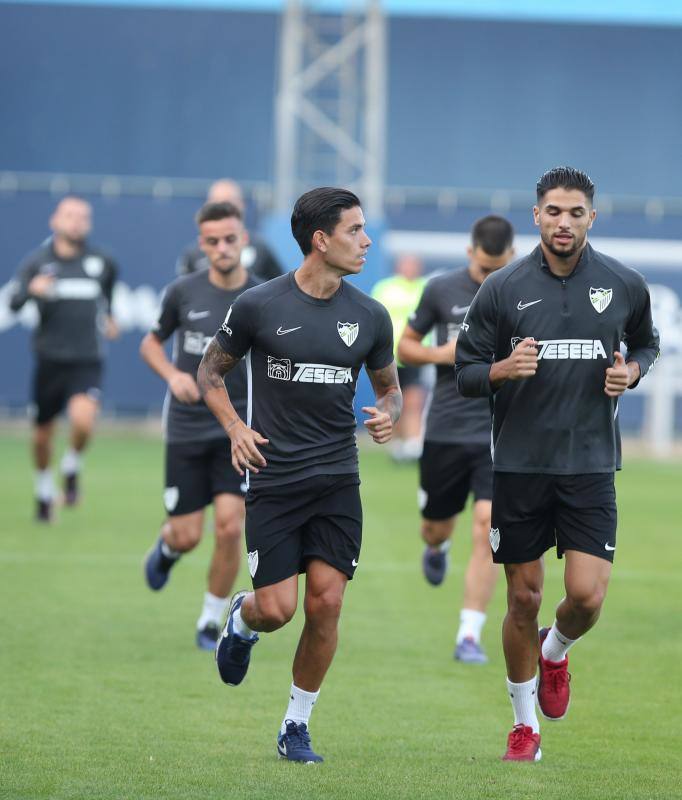 Sesión de trabajo del Málaga tras su victoria ante el Oviedo. 