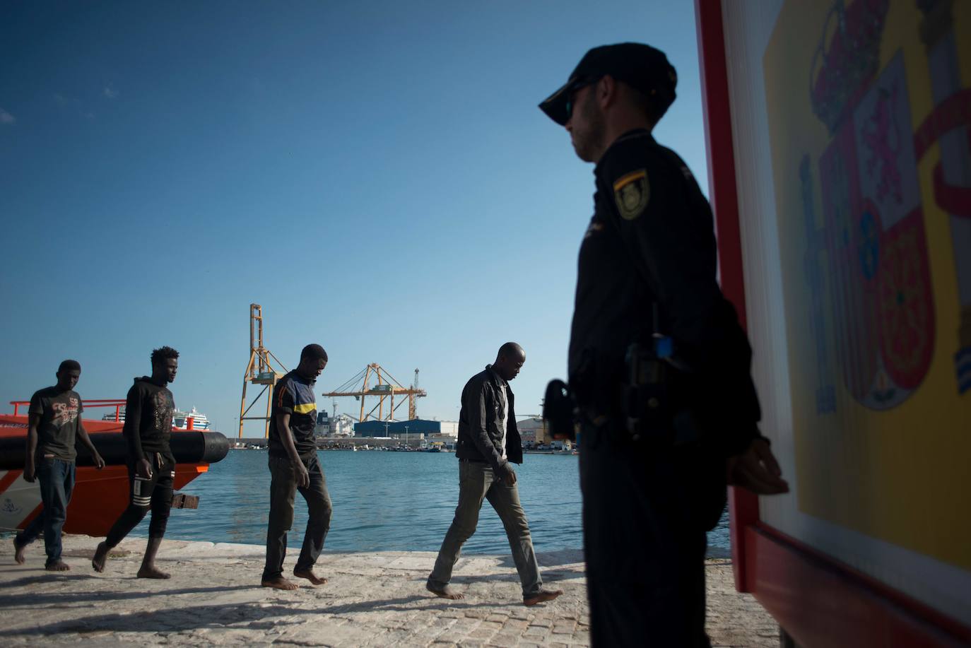 Uno de los migrantes que llegaron al puerto malagueño 