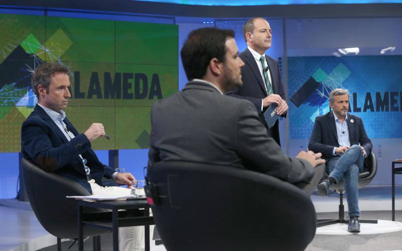 Ignacio López (PSOE), Guillermo Díaz (Cs), Pablo Montesinos (PP), Alberto Garzón (Unidas Podemos) y Patricia Rueda (Vox) participan en un debate de SUR y 101TV