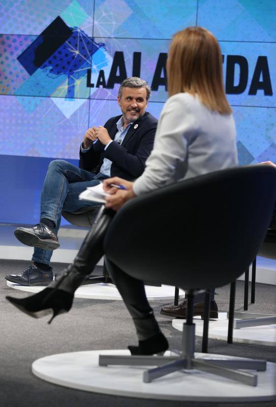 Ignacio López (PSOE), Guillermo Díaz (Cs), Pablo Montesinos (PP), Alberto Garzón (Unidas Podemos) y Patricia Rueda (Vox) participan en un debate de SUR y 101TV