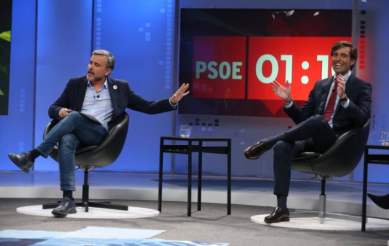 Ignacio López (PSOE), Guillermo Díaz (Cs), Pablo Montesinos (PP), Alberto Garzón (Unidas Podemos) y Patricia Rueda (Vox) participan en un debate de SUR y 101TV