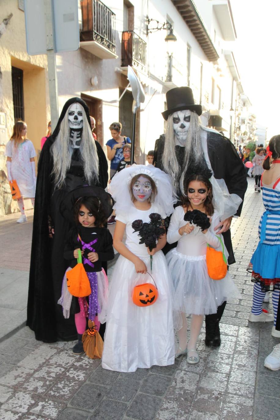 Pasaje del terror y desfile en Cártama